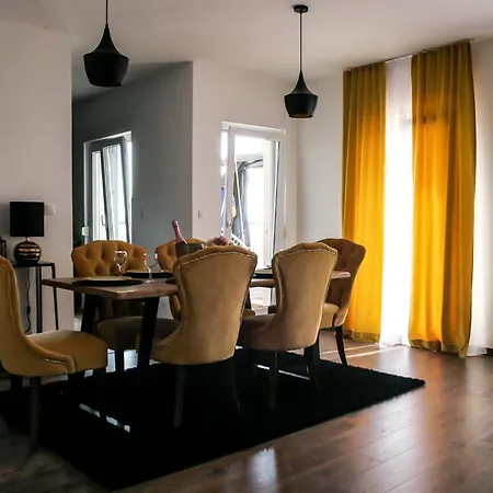Blackpearl Apartment Split Exterior photo