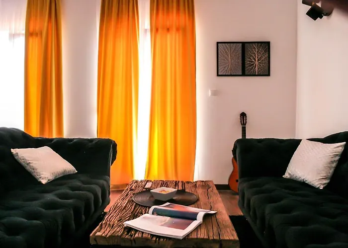 Blackpearl Apartment